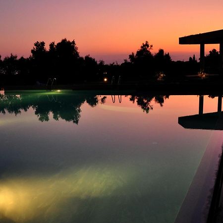 Leivatho Hotel Svoronata Exterior foto