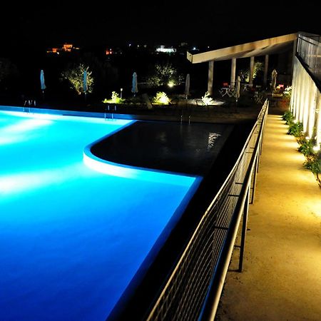 Leivatho Hotel Svoronata Exterior foto